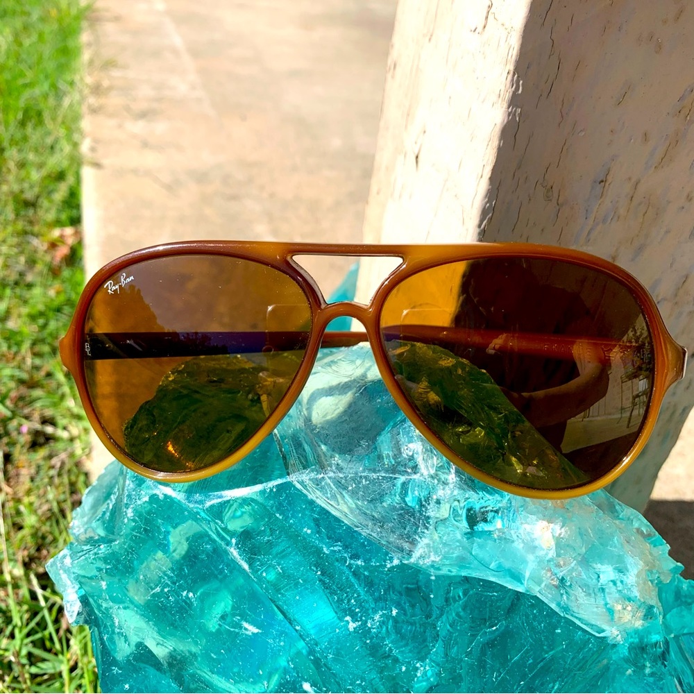 Vintage 1980’s Rayban B&L Pilot sunglasses